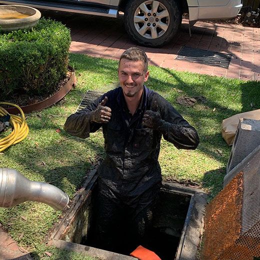 "No Dig" Pipe Repair Ashmore: We Save Pipes, Others Dig Up!